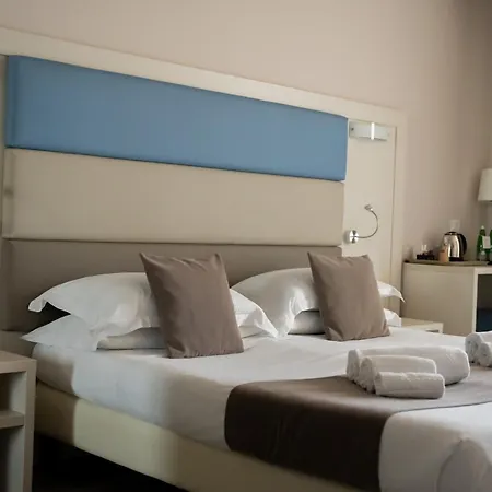 Splendid Sole 4*