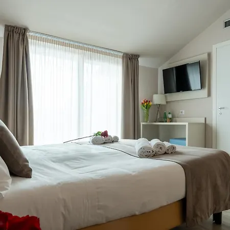 Ξενοδοχείο Splendid Sole 4*