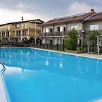 فندق Splendid Sole 4*